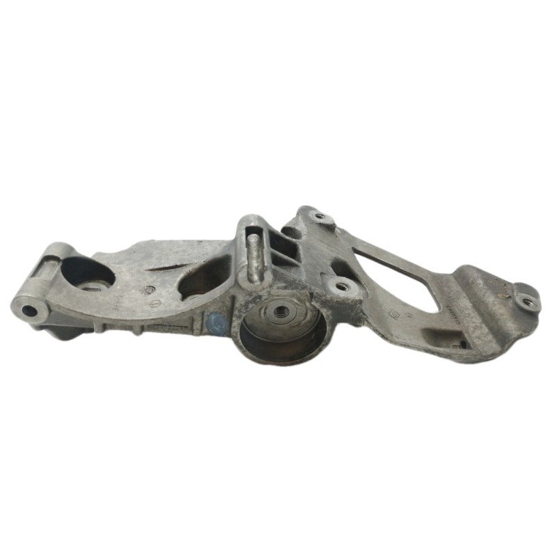 Recambio de soporte alternador para renault scenic ii confort dynamique referencia OEM IAM 8200072727  