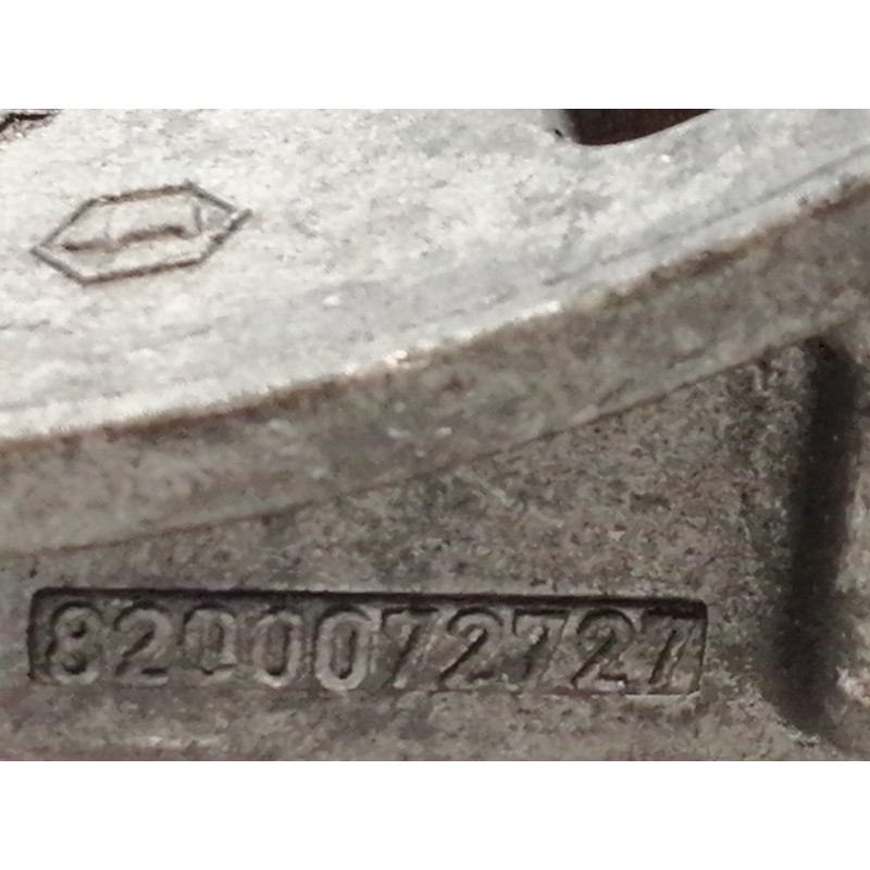 Recambio de soporte alternador para renault scenic ii confort dynamique referencia OEM IAM 8200072727  