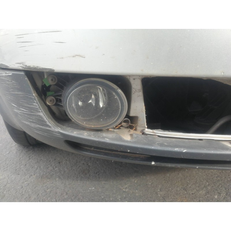 Recambio de faro antiniebla derecho para audi a4 berlina (8e) 2.0 fsi referencia OEM IAM 0305063002  