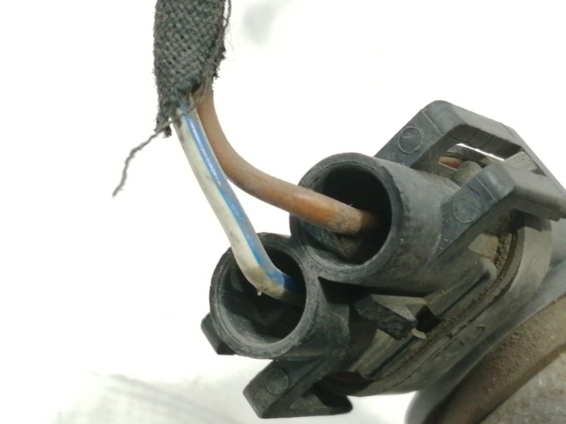 Recambio de faro antiniebla derecho para audi a4 berlina (8e) 2.0 fsi referencia OEM IAM 0305063002  