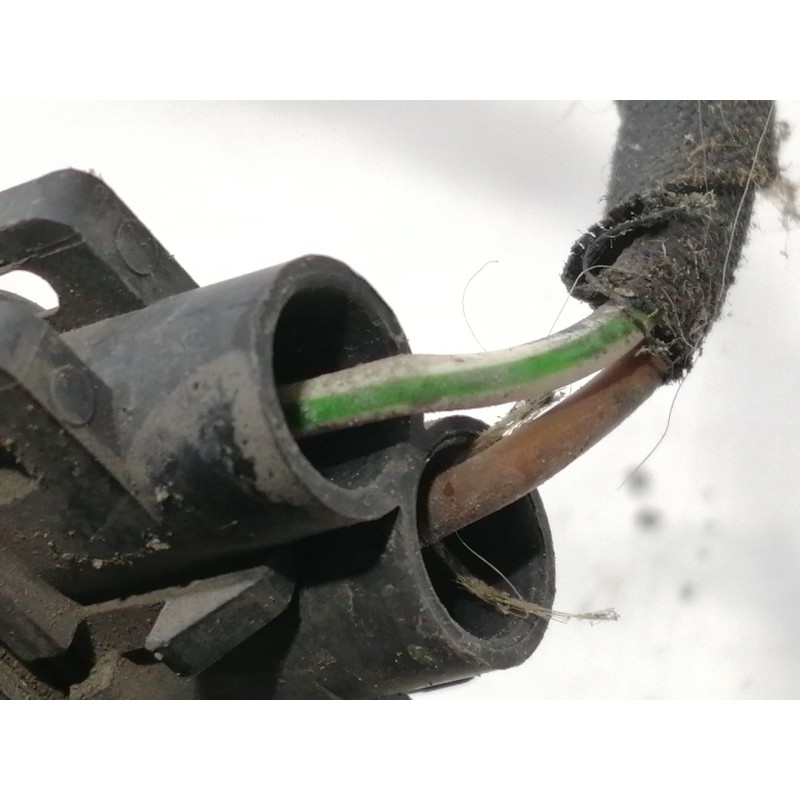 Recambio de faro antiniebla izquierdo para audi a4 berlina (8e) 2.0 fsi referencia OEM IAM 0305063001  