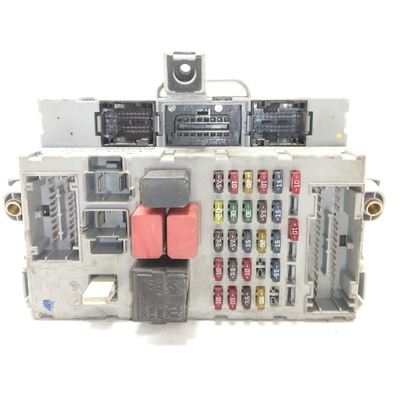 Recambio de caja reles / fusibles para fiat doblo cargo (223) 1.9 jtd sx furg. panorama referencia OEM IAM 406626  