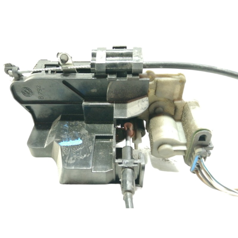 Recambio de cerradura puerta trasera izquierda para fiat doblo cargo (223) 1.9 jtd sx furg. panorama referencia OEM IAM   