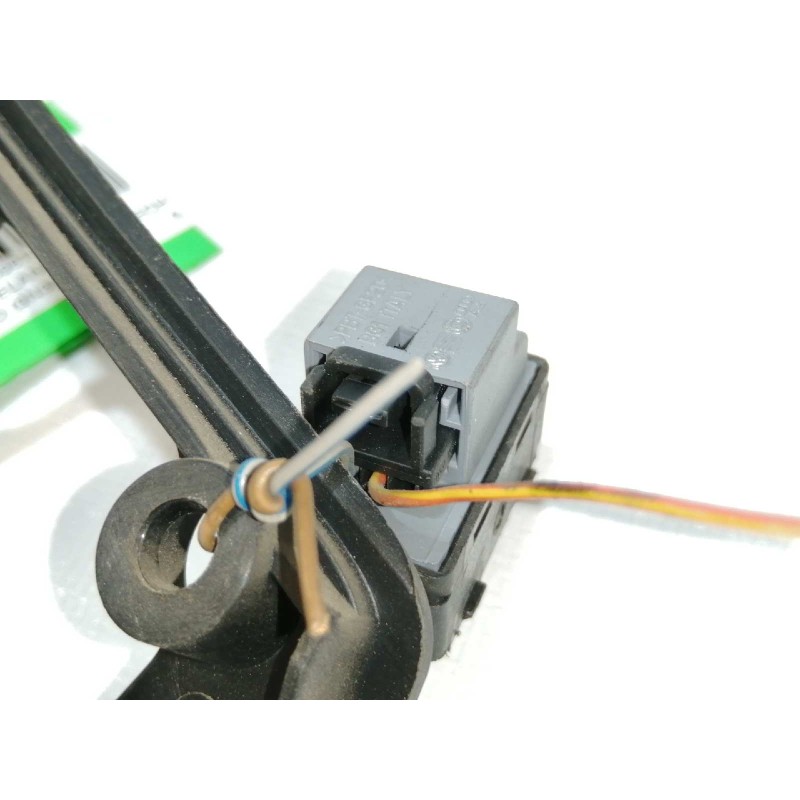 Recambio de maneta interior delantera derecha para volkswagen polo (9n3) advance referencia OEM IAM 6Q0837174  