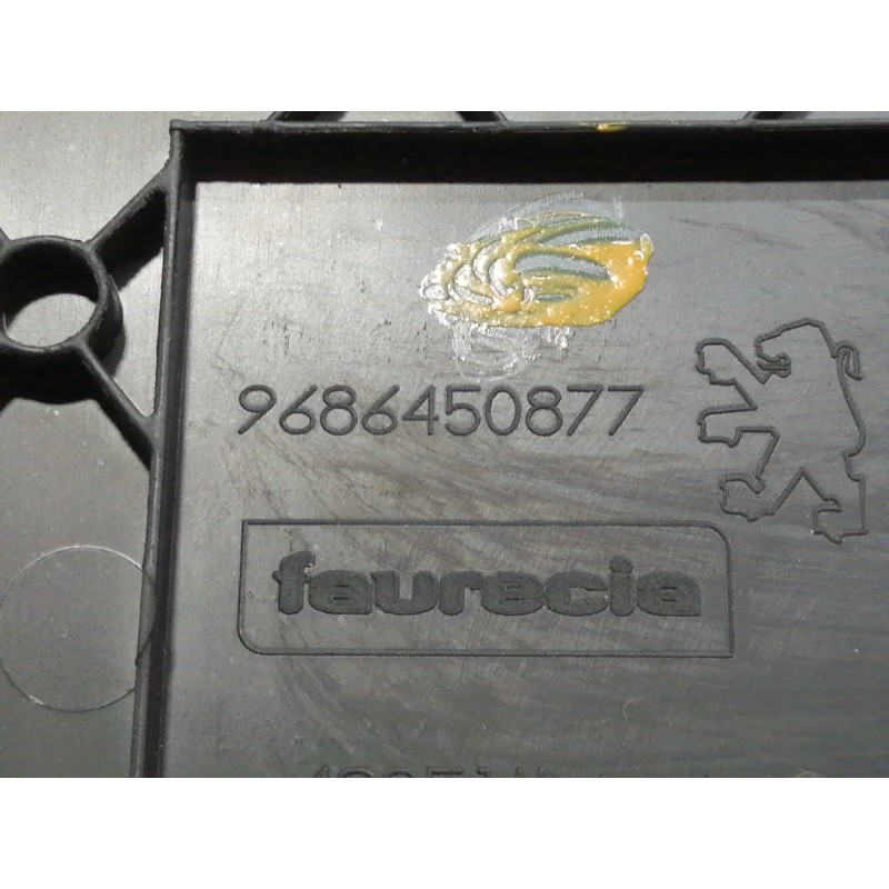 Recambio de guantera para peugeot 508 active referencia OEM IAM 9686450877  