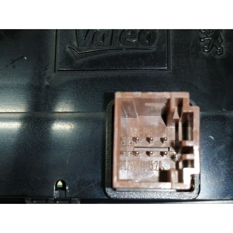 Recambio de mando calefaccion / aire acondicionado para peugeot 508 active referencia OEM IAM E1060946M01  