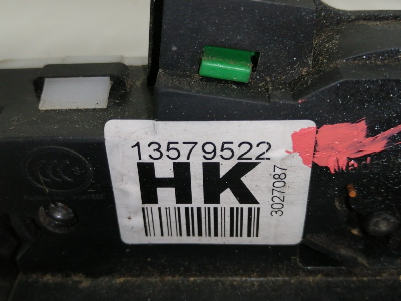 Recambio de cerradura puerta delantera izquierda para opel adam unlimited ecoflex referencia OEM IAM 13579522  