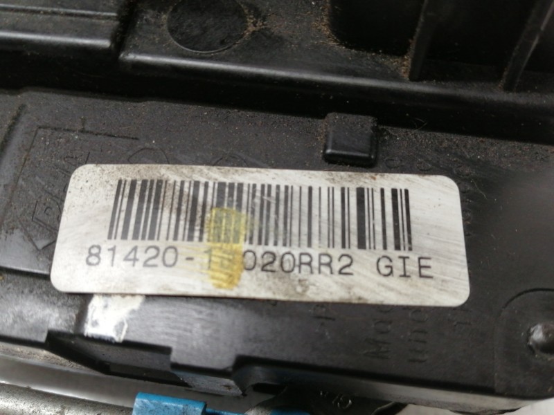 Recambio de cerradura puerta trasera derecha para hyundai i20 comfort referencia OEM IAM 81420  