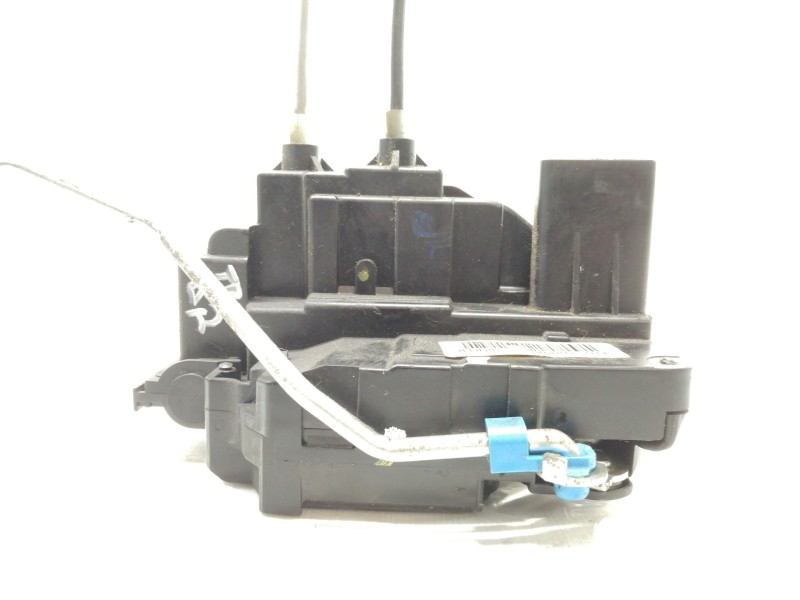 Recambio de cerradura puerta trasera derecha para hyundai i20 comfort referencia OEM IAM 81420  