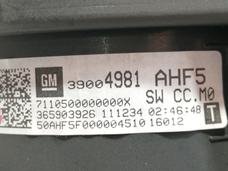 Recambio de cuadro instrumentos para opel adam unlimited ecoflex referencia OEM IAM 39004981  