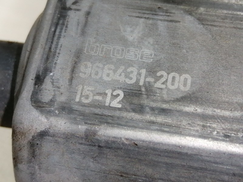 Recambio de elevalunas delantero izquierdo para opel adam unlimited ecoflex referencia OEM IAM 20951581  