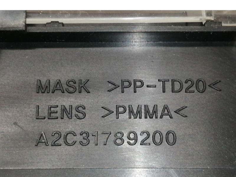 Recambio de cuadro instrumentos para toyota auris active referencia OEM IAM 838000ZV81 A2C31789200 A2C90236600010015 