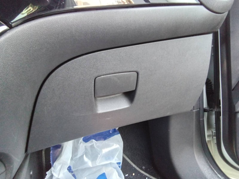 Recambio de guantera para opel adam unlimited ecoflex referencia OEM IAM 13468944  