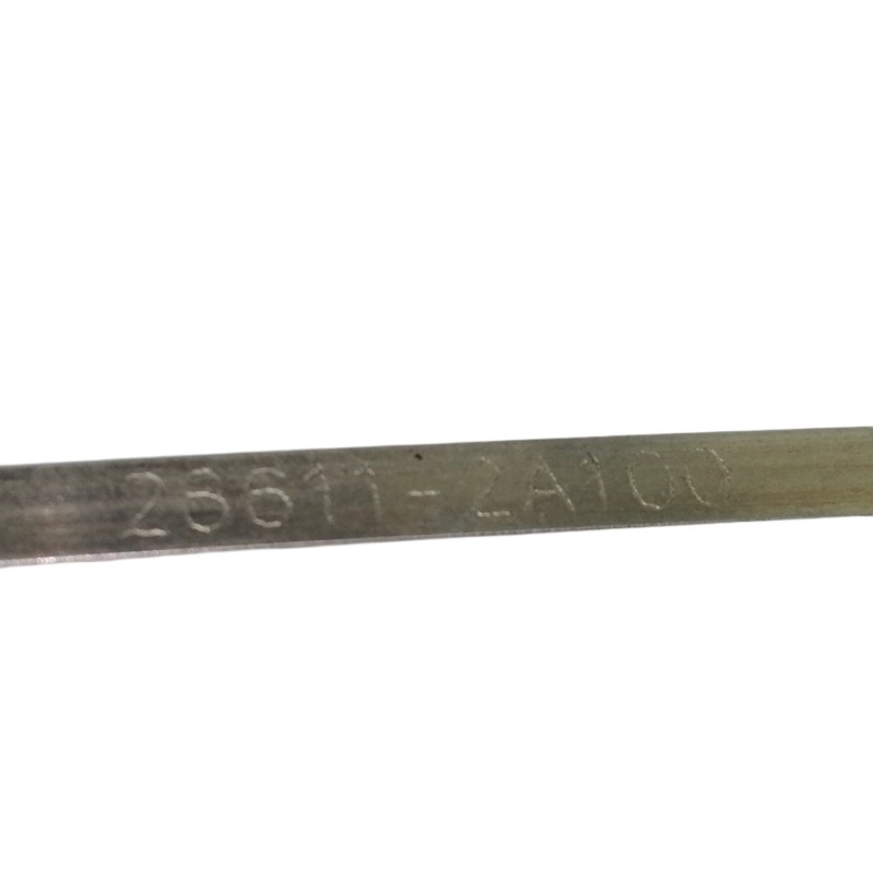 Recambio de varilla aceite para hyundai i20 comfort referencia OEM IAM 266112A100  