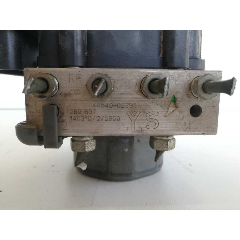 Recambio de abs para toyota auris active referencia OEM IAM 4454002391  