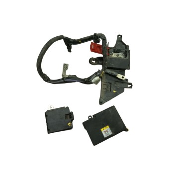 CAJA RELES / FUSIBLES 4M0941828H 4M0941924BB 