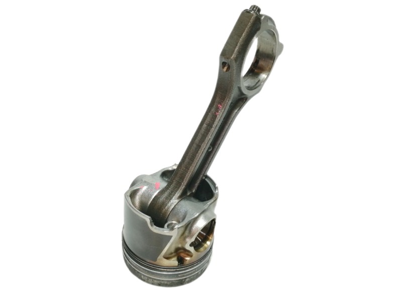 Recambio de piston para hyundai i20 comfort referencia OEM IAM 1A2813  CON BIELA