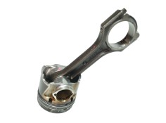 Recambio de piston para hyundai i20 comfort referencia OEM IAM 1A2813  CON BIELA 2