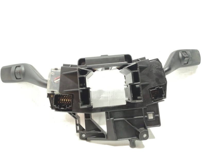 Recambio de mando intermitentes para ford focus lim. (cb4) trend referencia OEM IAM 17D940  