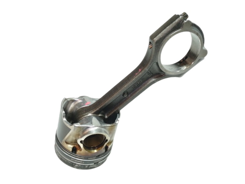 Recambio de piston para hyundai i20 comfort referencia OEM IAM 1A2813  CON BIELA