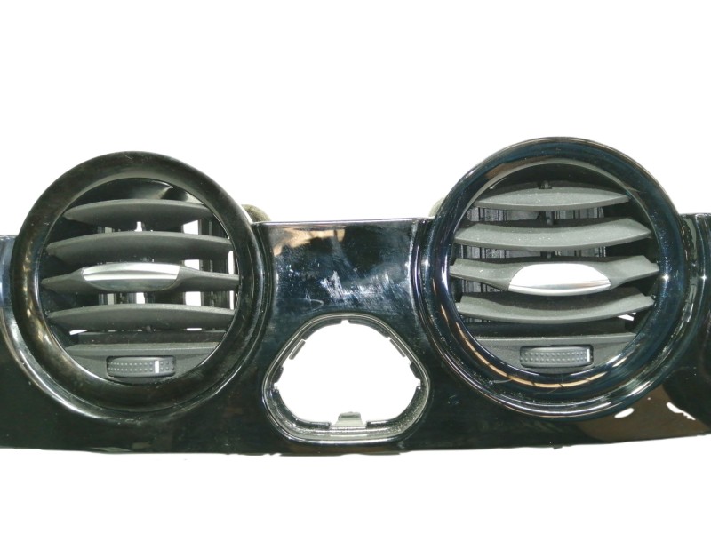 Recambio de moldura para opel adam unlimited ecoflex referencia OEM IAM 13423193  