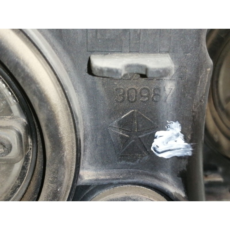 Recambio de faro izquierdo para jeep gr.cherokee (wj/wg) 3.1 td laredo referencia OEM IAM   