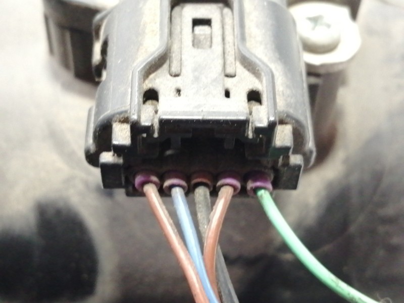 Recambio de caudalimetro para toyota auris active referencia OEM IAM 2220426010  