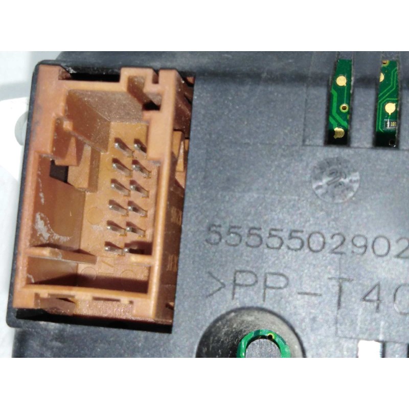 Recambio de pantalla multifuncion para citroën c3 1.1 collection referencia OEM IAM 96632560XT  