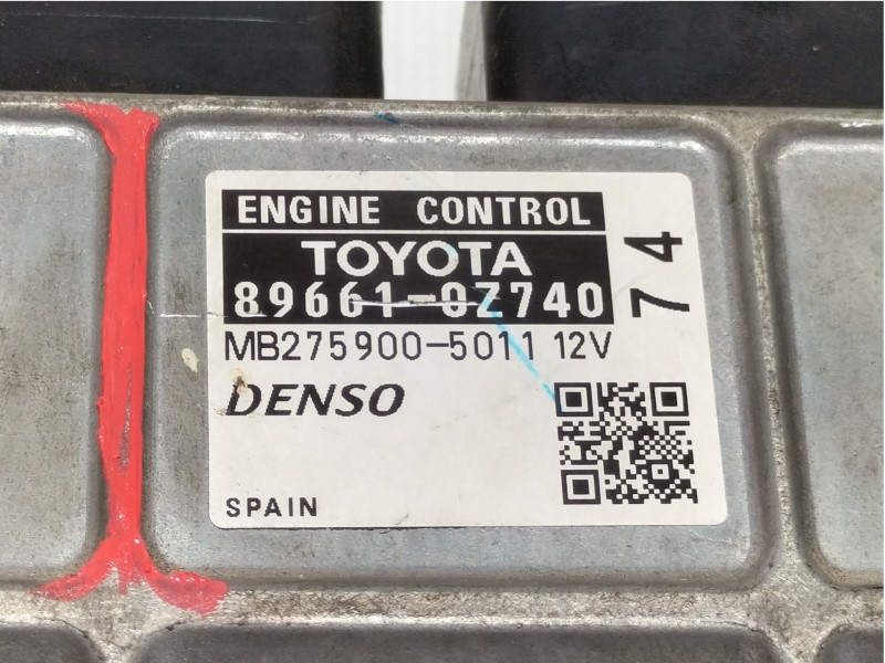 Recambio de centralita motor uce para toyota auris active referencia OEM IAM 896610Z740  