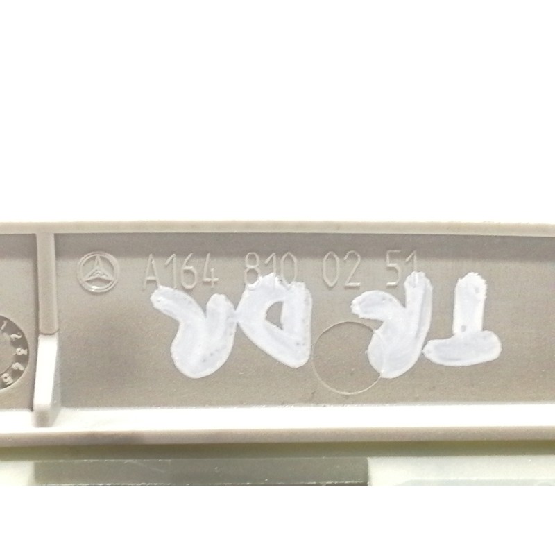 Recambio de maneta interior trasera derecha para mercedes-benz clase m (w164) 320 / 350 cdi (164.122) referencia OEM IAM A164810