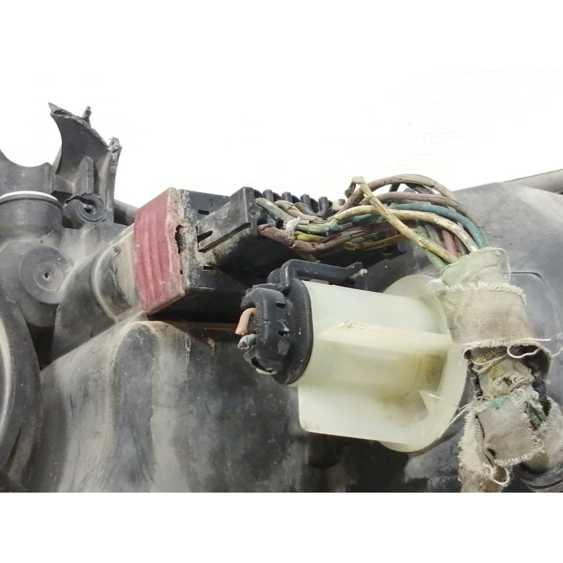 Recambio de faro derecho para opel vectra b berlina elegance referencia OEM IAM 0301179272 09152647 