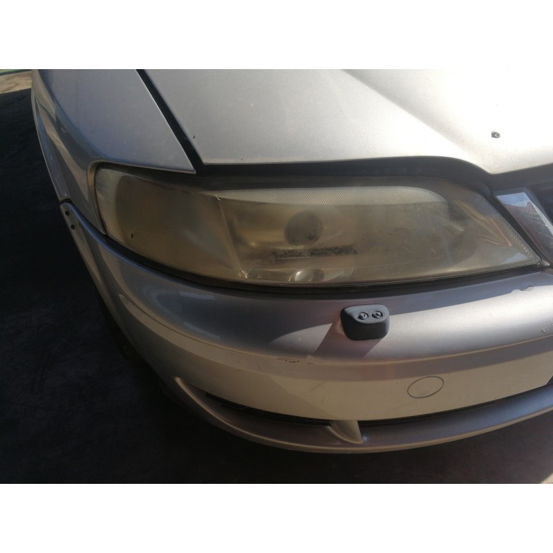 Recambio de faro derecho para opel vectra b berlina elegance referencia OEM IAM 0301179272 09152647 