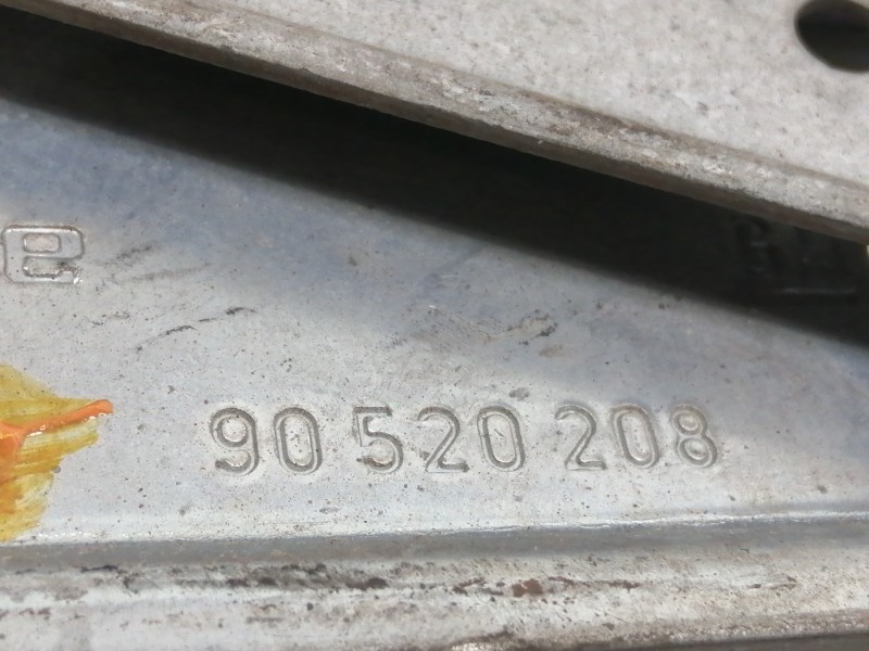 Recambio de elevalunas delantero derecho para opel astra f berlina básico referencia OEM IAM 90520208  