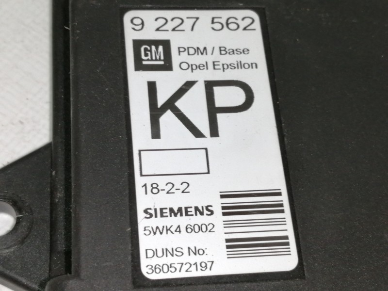 Recambio de centralita cierre para opel vectra c berlina club referencia OEM IAM 9227562  