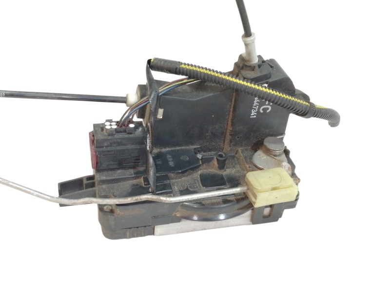 Recambio de cerradura puerta delantera derecha para opel vectra c berlina club referencia OEM IAM 24447341  