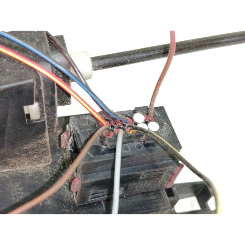 Recambio de cerradura puerta delantera izquierda para opel vectra c berlina club referencia OEM IAM 24447340  