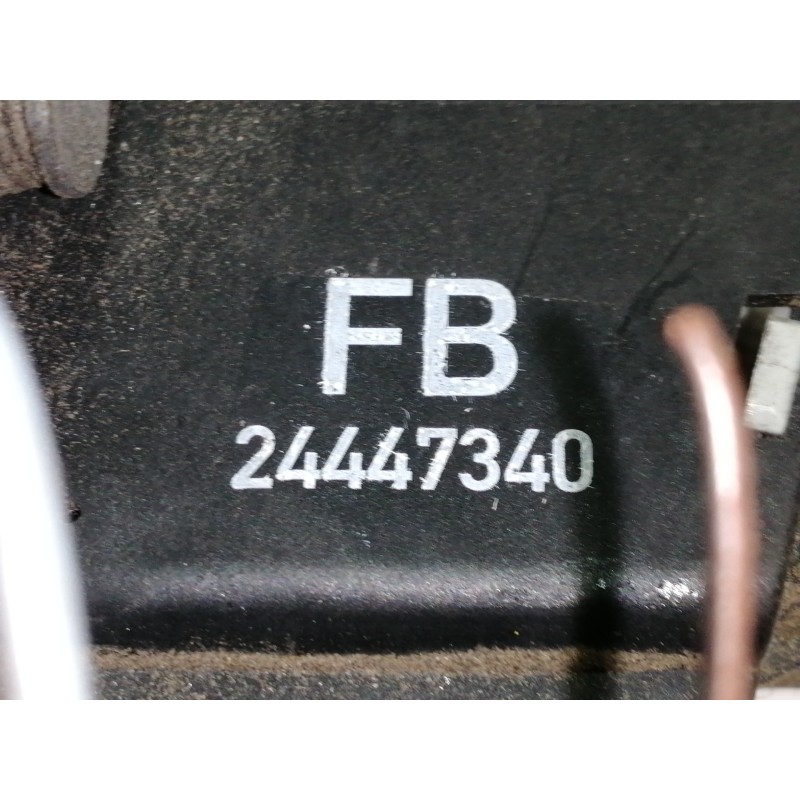 Recambio de cerradura puerta delantera izquierda para opel vectra c berlina club referencia OEM IAM 24447340  