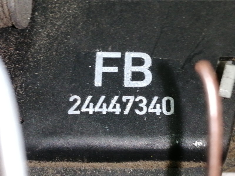 Recambio de cerradura puerta delantera izquierda para opel vectra c berlina club referencia OEM IAM 24447340  