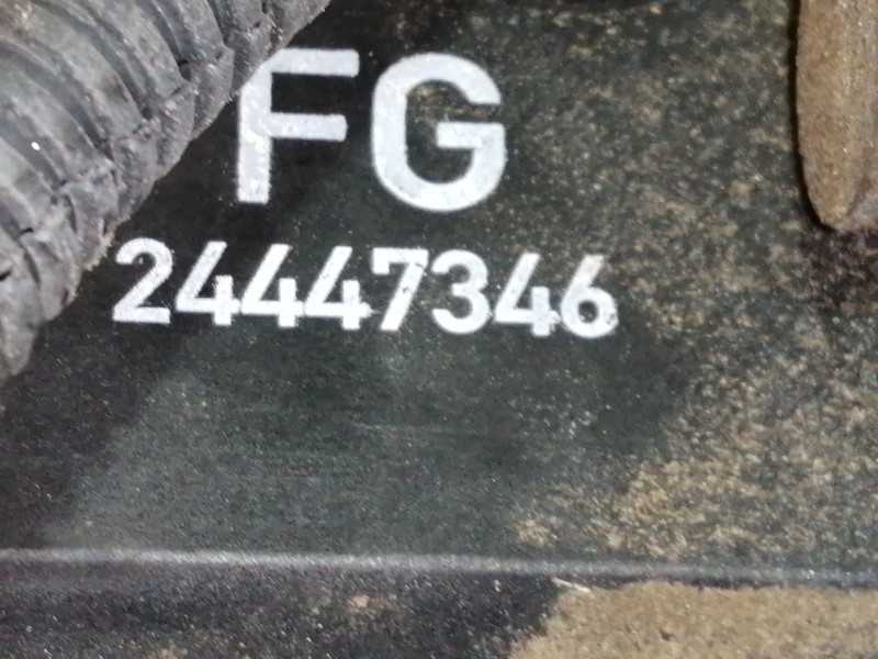 Recambio de cerradura puerta trasera derecha para opel vectra c berlina club referencia OEM IAM 24447346  