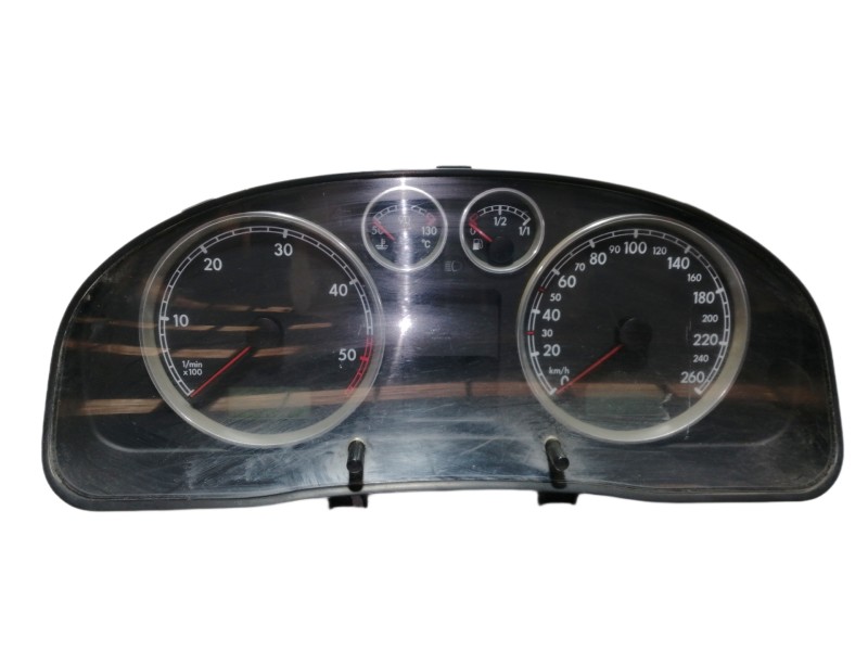 Recambio de cuadro instrumentos para volkswagen passat berlina (3b3) 1.9 tdi referencia OEM IAM 3B0920827A  