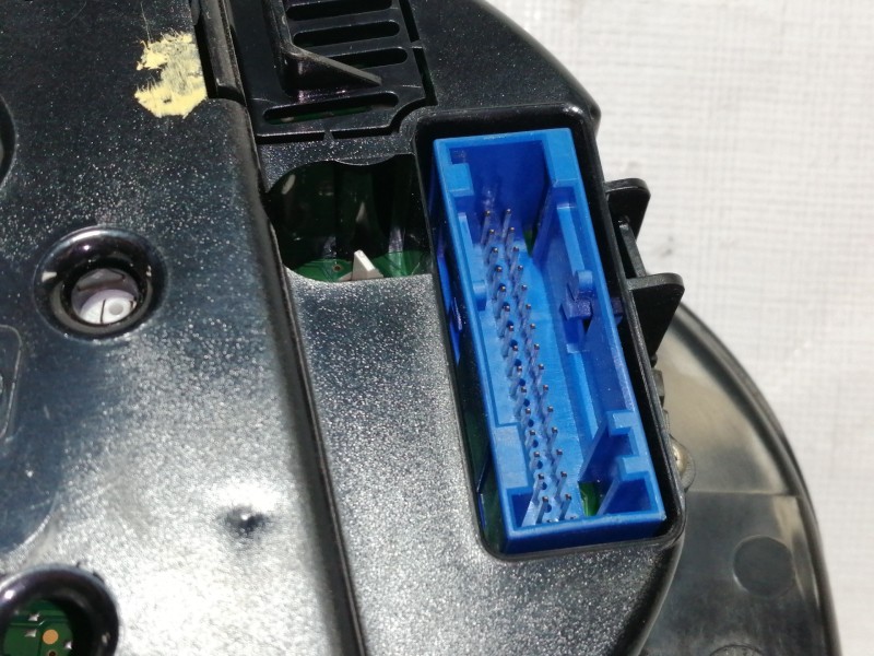 Recambio de cuadro instrumentos para volkswagen passat berlina (3b3) 1.9 tdi referencia OEM IAM 3B0920827A  