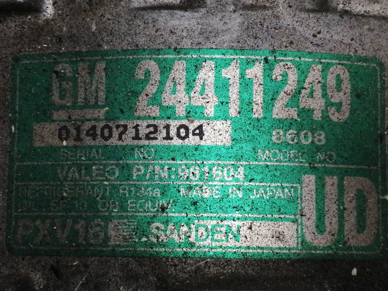 Recambio de compresor aire acondicionado para opel vectra c berlina club referencia OEM IAM 24411249  