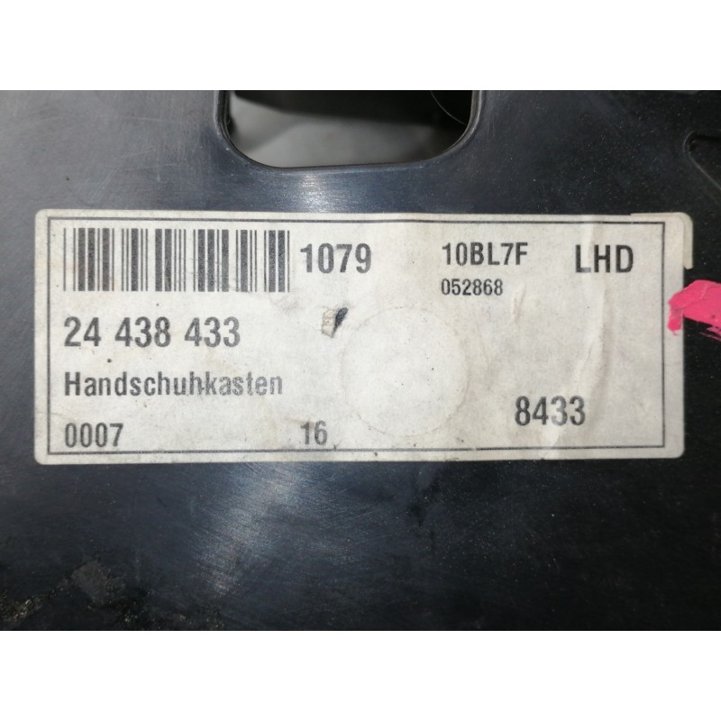 Recambio de guantera para opel vectra c berlina club referencia OEM IAM 230635620  