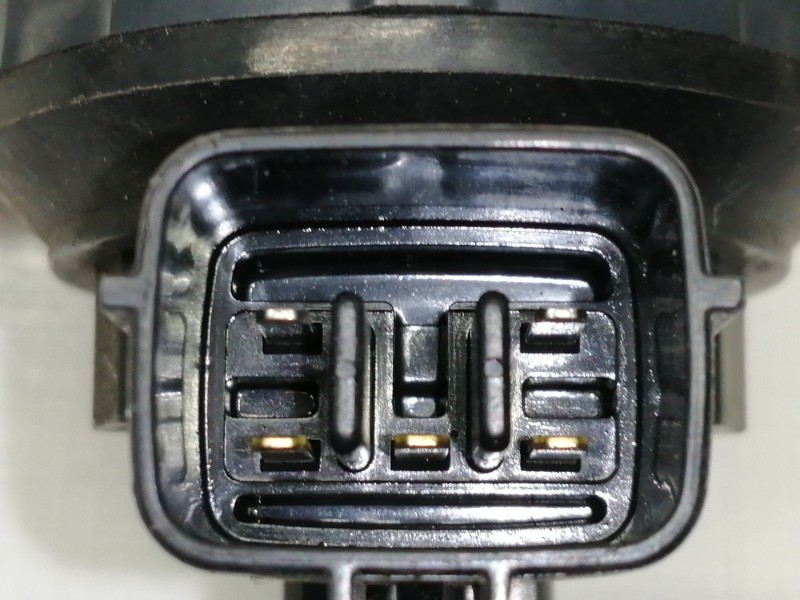 Recambio de valvula egr para mazda cx-7 (er) active referencia OEM IAM R2AA20300B  