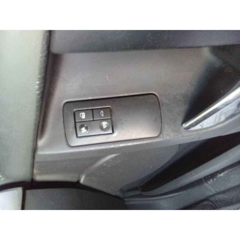 Recambio de mando elevalunas delantero derecho para opel vectra c berlina club referencia OEM IAM 09185958  