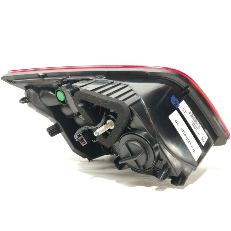 Recambio de piloto trasero derecho interior para peugeot 308 allure referencia OEM IAM 9677818280  