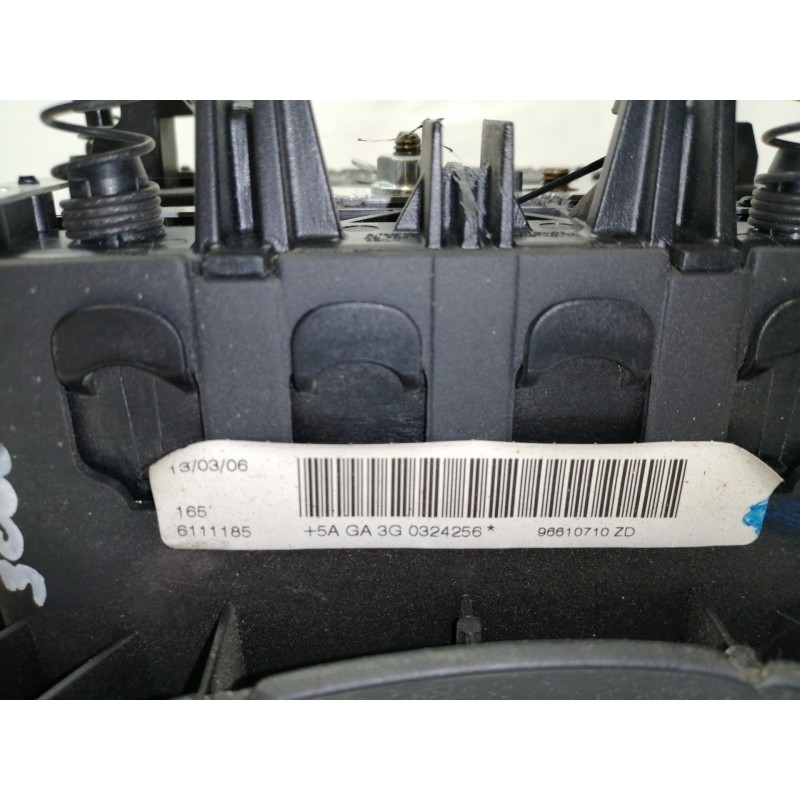 Recambio de airbag delantero izquierdo para peugeot 407 sr confort referencia OEM IAM 96610710ZD  