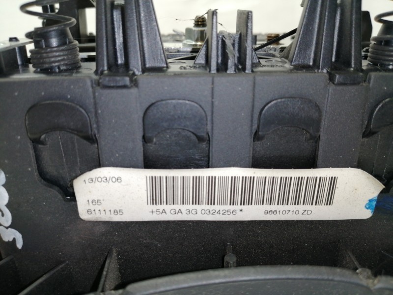 Recambio de airbag delantero izquierdo para peugeot 407 sr confort referencia OEM IAM 96610710ZD  