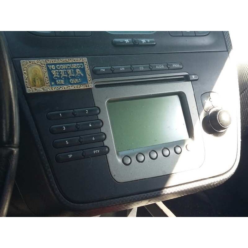 Recambio de sistema audio / radio cd para seat toledo (5p2) stylance / style referencia OEM IAM   