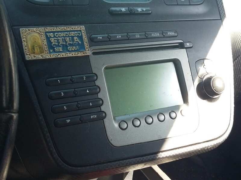 Recambio de sistema audio / radio cd para seat toledo (5p2) stylance / style referencia OEM IAM   